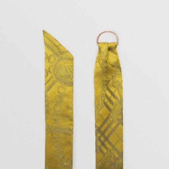NIB Burberry D-Ring Detail Chain Silk Jacquard Skinny Scarf - citrine - Picture 3 of 3